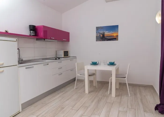 Stara Gavza 165 كريس